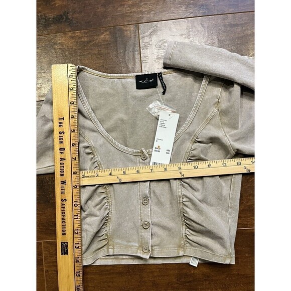 Out From Under Urban Outfiters Long Sleeve Button Down Cropped Cardigan NWT Smal - Picture 6 of 8